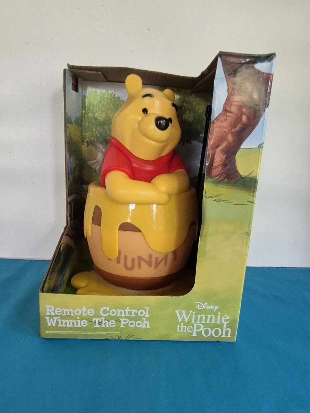 Winnie the Pooh Hunny Remote Control Spin Move Forward and Backward Honey Pot